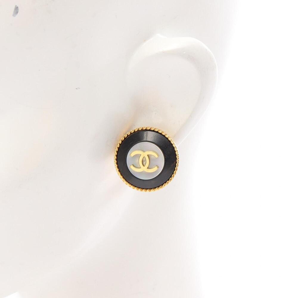 CHANEL Authentic Black Logo Earrings - Picture 4 of 8